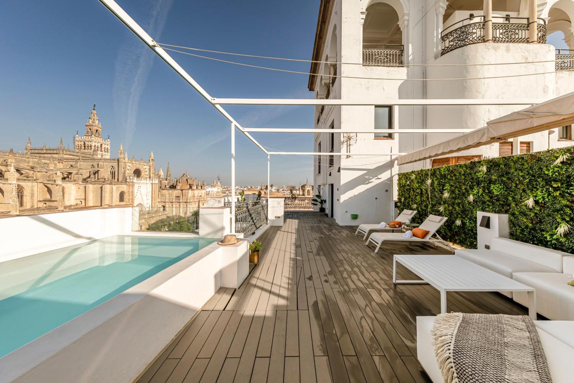 Isg Apartments Modern Atticpool At The Cathedralfree Parking Sevilla Eksteriør bilde