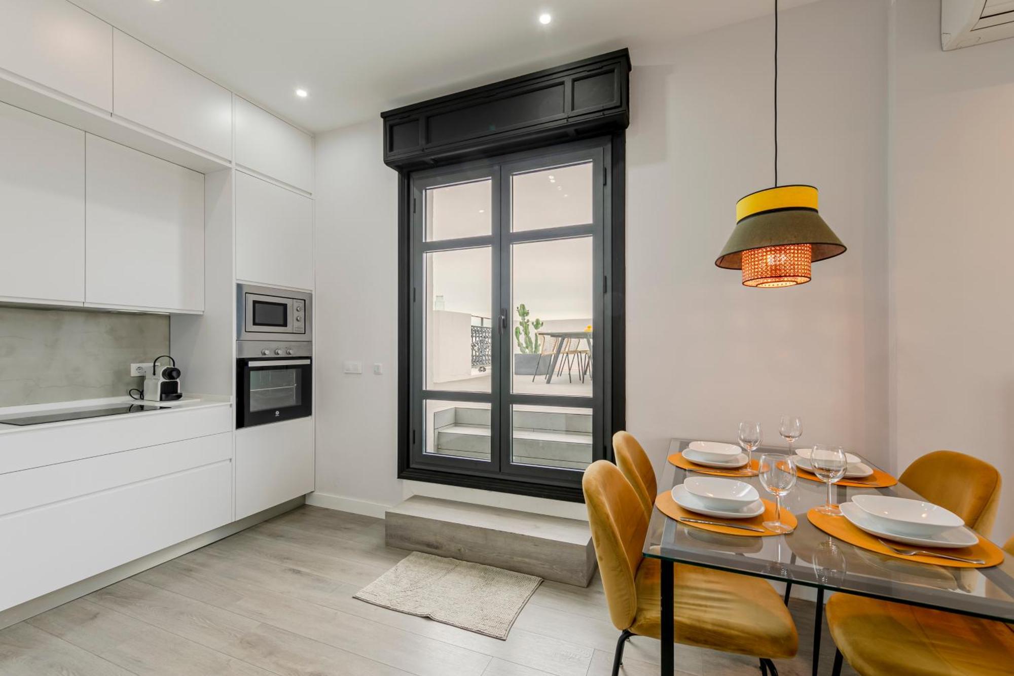 Isg Apartments Modern Atticpool At The Cathedralfree Parking Sevilla Eksteriør bilde