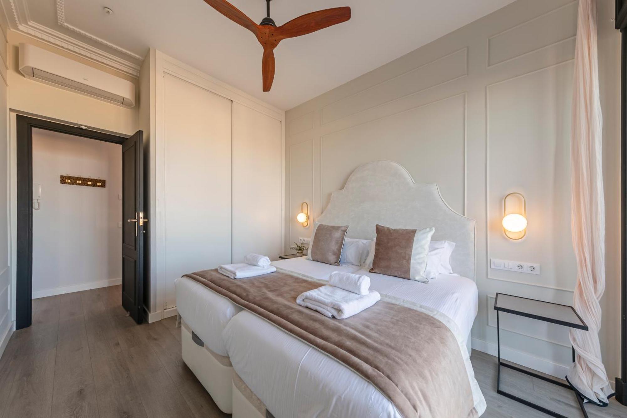 Isg Apartments Modern Atticpool At The Cathedralfree Parking Sevilla Eksteriør bilde