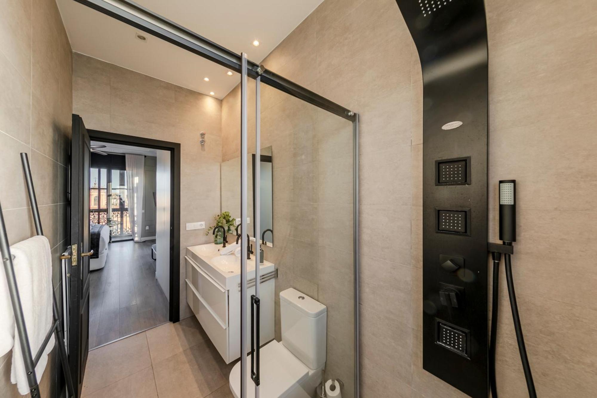 Isg Apartments Modern Atticpool At The Cathedralfree Parking Sevilla Eksteriør bilde