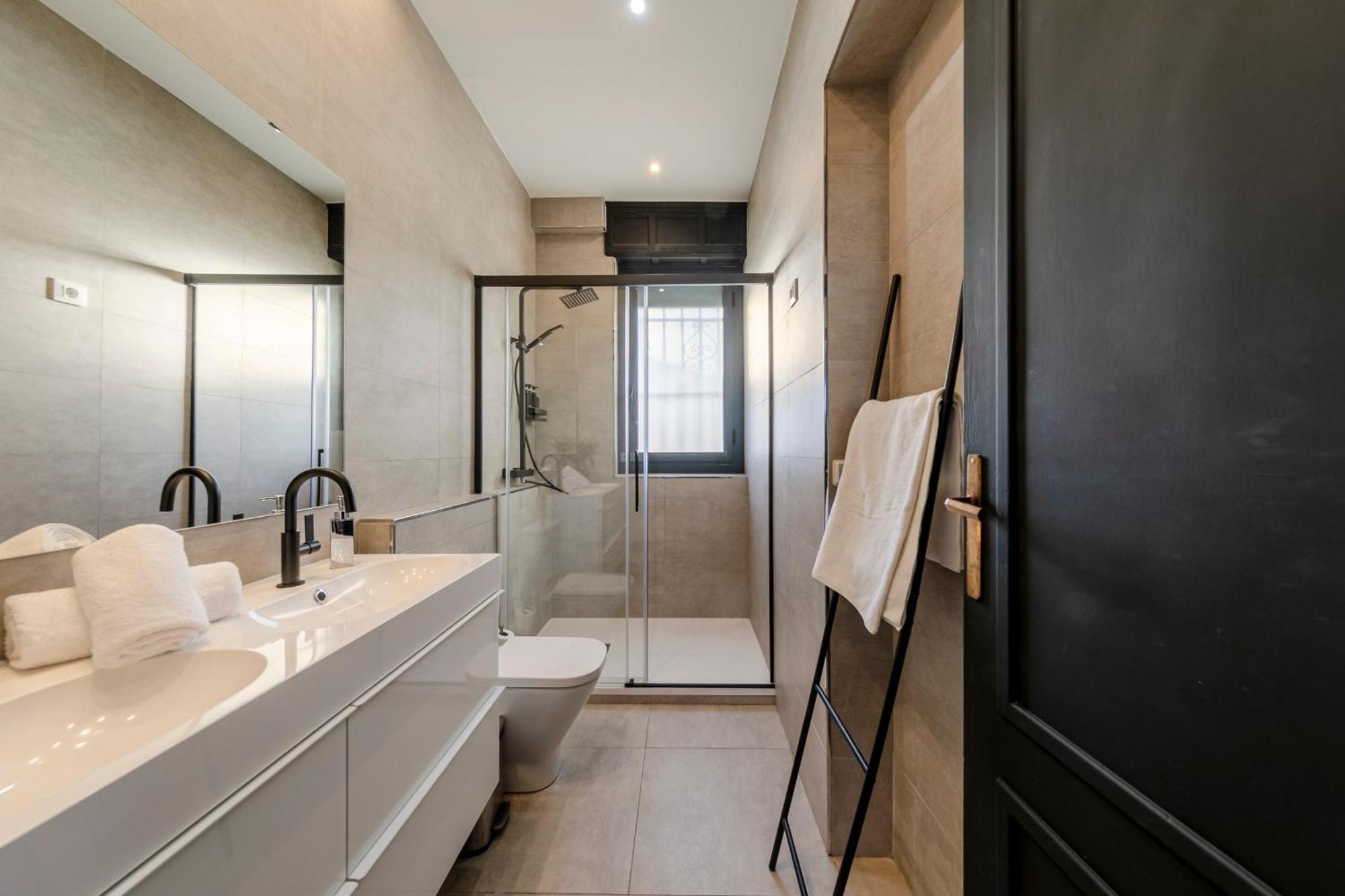 Isg Apartments Modern Atticpool At The Cathedralfree Parking Sevilla Eksteriør bilde