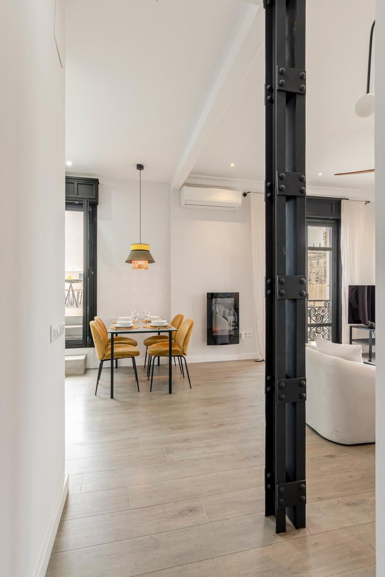 Isg Apartments Modern Atticpool At The Cathedralfree Parking Sevilla Eksteriør bilde